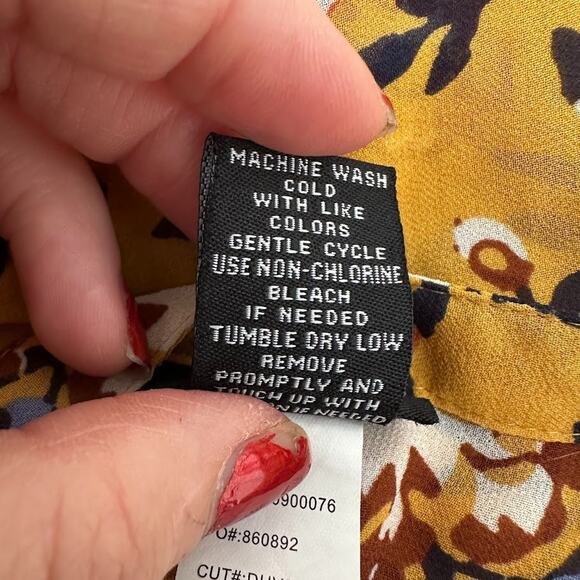 Torrid Lexie Yellow Floral Chiffon Hi-Lo Babydoll Sheer Tunic Size 2 2x Plus - Picture 7 of 8